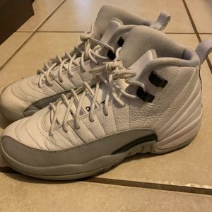 Jordan 12’s “Baron” Size 7Y